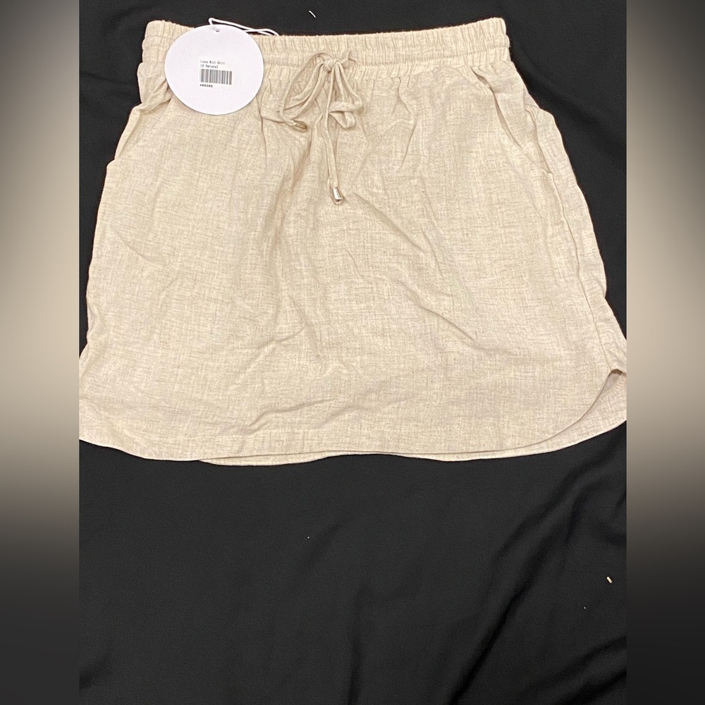 NWT Princess Polly Beige Skirt